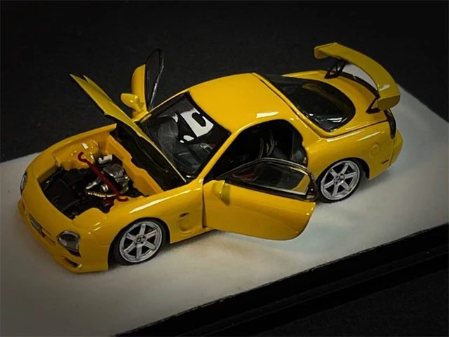 爆売り!】 1/64 黄色 FD3S RX7 マツダ 全開閉 Mazda PGM ミニカー