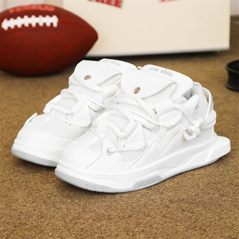 Skate shoes Men woman Casual Sneakers Male Walking Sport Shoes Outdoor Sneakers Male Soft Sole Walking Shoes