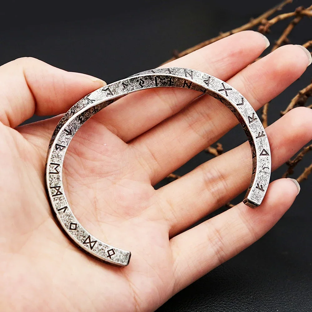 Black Stainless Steel Viking Rune Bracelets For Men Vintage Nordic Bracelet Fashion Biker Amulet Jewelry Gifts