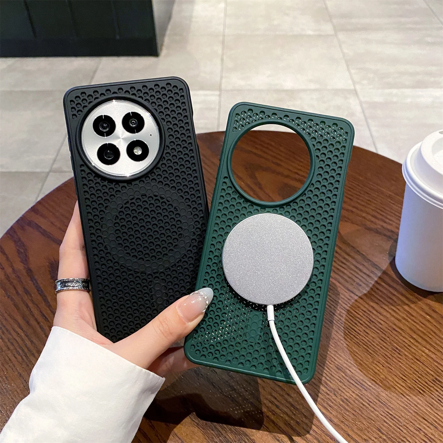 Breathable Cooling Magnetic Case with Heat Dissipation Mesh Cover and Wireless Charging Compatibility