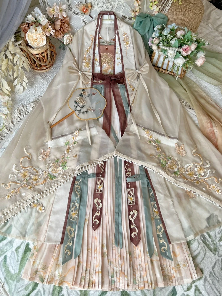 Рисунок 2 - Платье ханьфу, женские традиционные