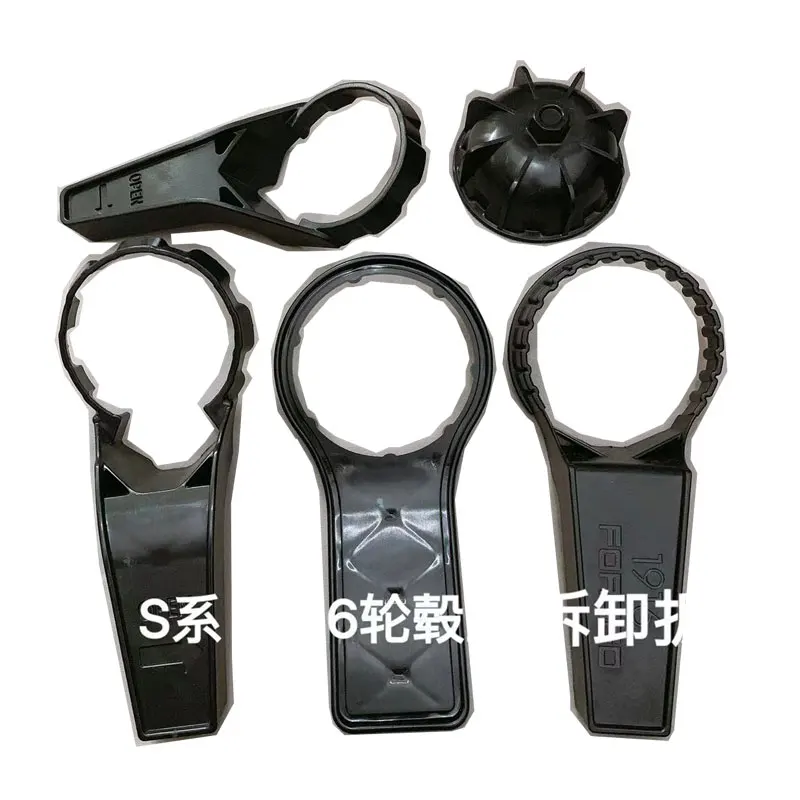 

Car Wheel Hub Cover Removal Wrench for Benz S65 c63 G63 S68 G Class 1916 Tire Conversion Tool 1pc