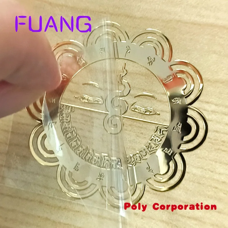 Рисунок 2 - Эксклюзивные золотые наклейки на заказ