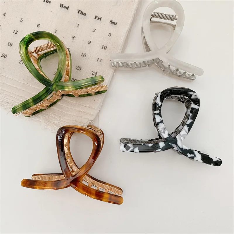 New Sweet Ins 8cm Large Acetate Metal Hair Claw Colorful Cross Geometric Clamps Grab Bath Shark Clip Women Hair Accessories photo folder clips memo metal note holder for alligator picture clamps postcard display stand