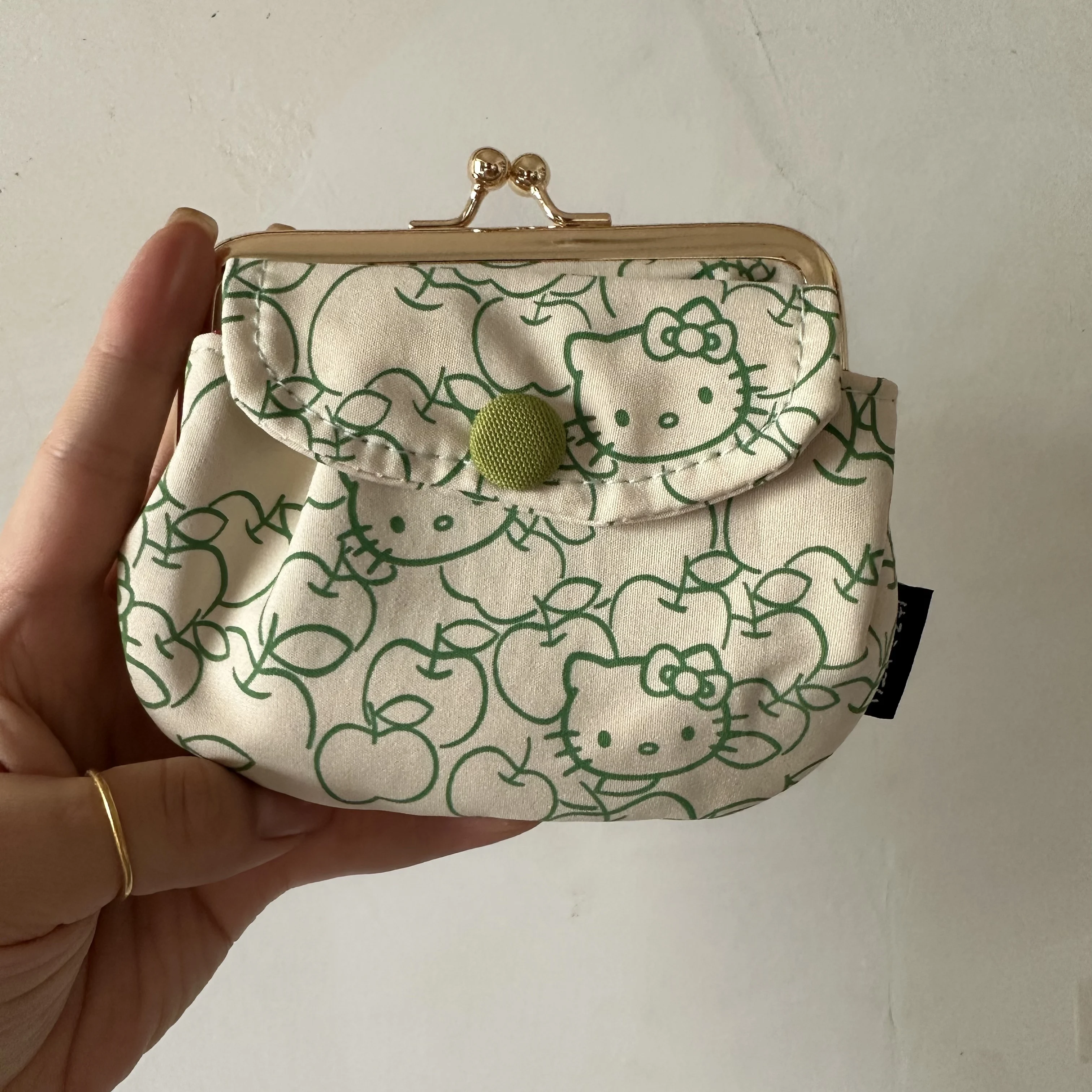 Cute Anime Coin Purse Hello Kitty Wallet Cartoon Headphone Bag Portable Mini Storage Bag Kawaii Card Bag Gifts