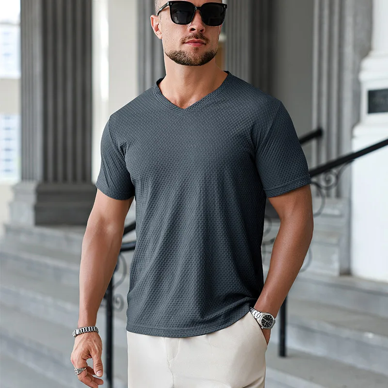 PlatiNum Men's T-shirt Versatility Display