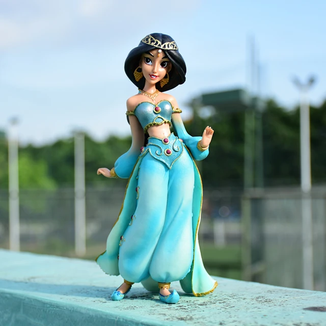 Disney Showcase Couture De Force Jasmine Figurine Sparkle Castle