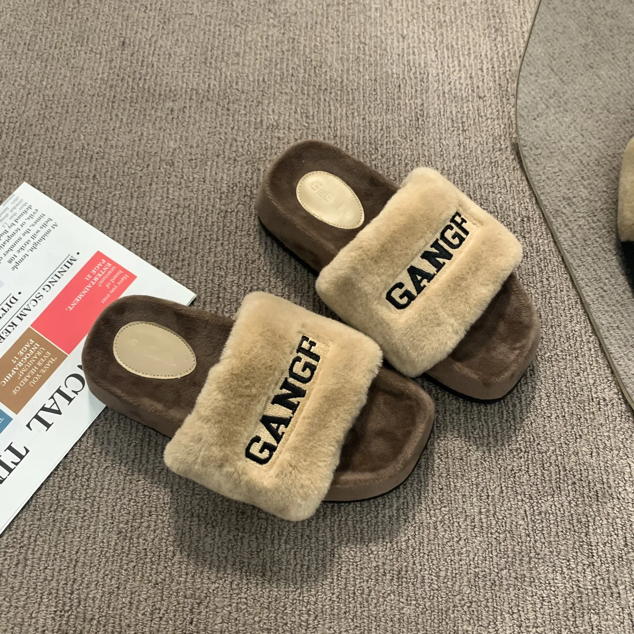 

Autumn Winter New Designer Slippers for Women Fashion Casual Home Cotton Shoes Female Solid Color Platform Slipper Shoe Ladies