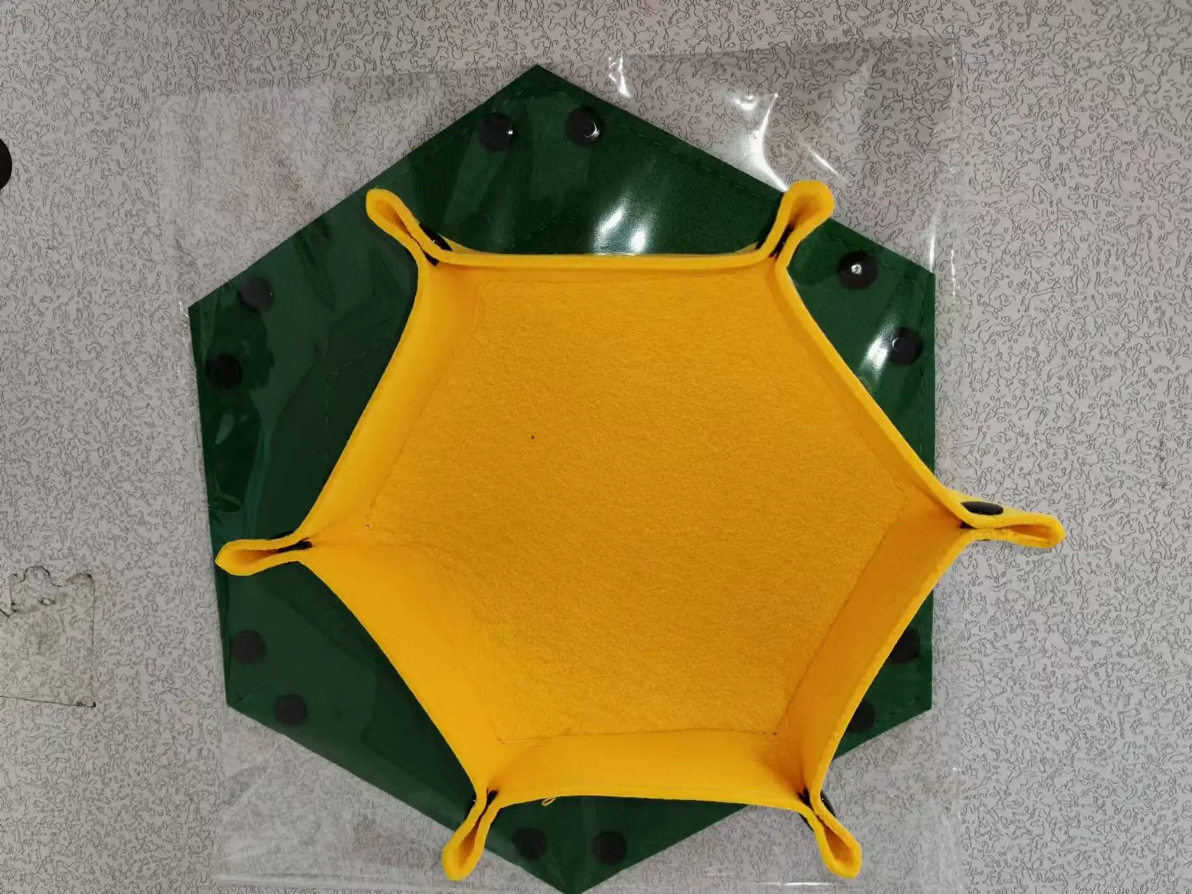 Hexagonal Dice Tray and Miscellaneous Storage Box Board Game Dice Tray Accessories 1pc
