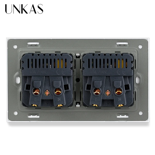 C타입 USB 포트가 추가된 UNKAS 블랙 EU 소켓
