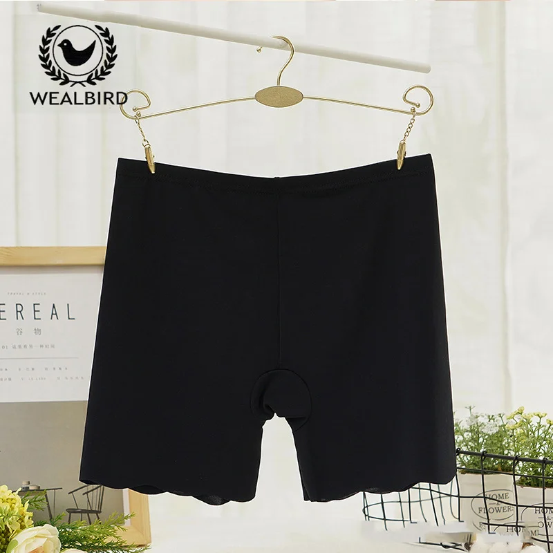 

Factory wholesale price, anti tarnish skin color, wave edge bag, high waist modal ice safety pants, traceless, fat girl, can wea