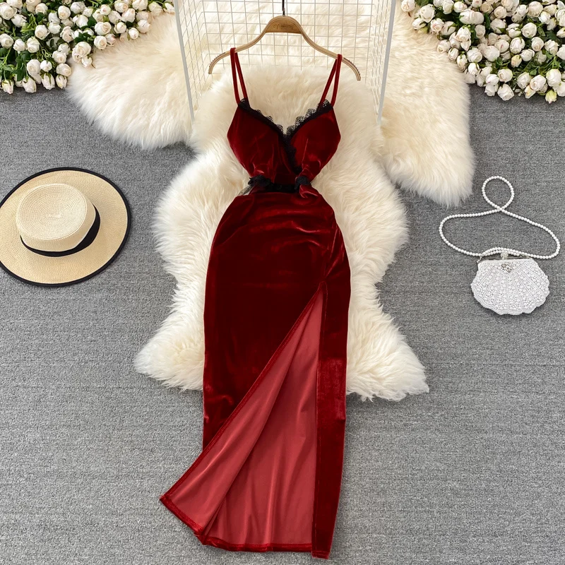 Женское элегантное красное сексуальное бархатное платье-комбинация с V-образным