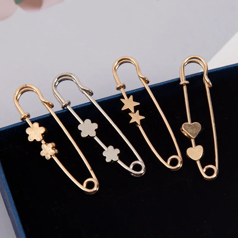 Simple Waist Buckle Fixed Strap Charm Safety Pin Brooch Anti Fall Sweater Cardigan Clip Chain Pearls Brooches Jewelry Anime Pins