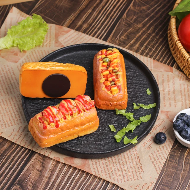 1Pc New Simulation Hot Dog Bread Food Model Bakery Sample Display Ornaments Food Shooting Props Kitchen Decoration 2