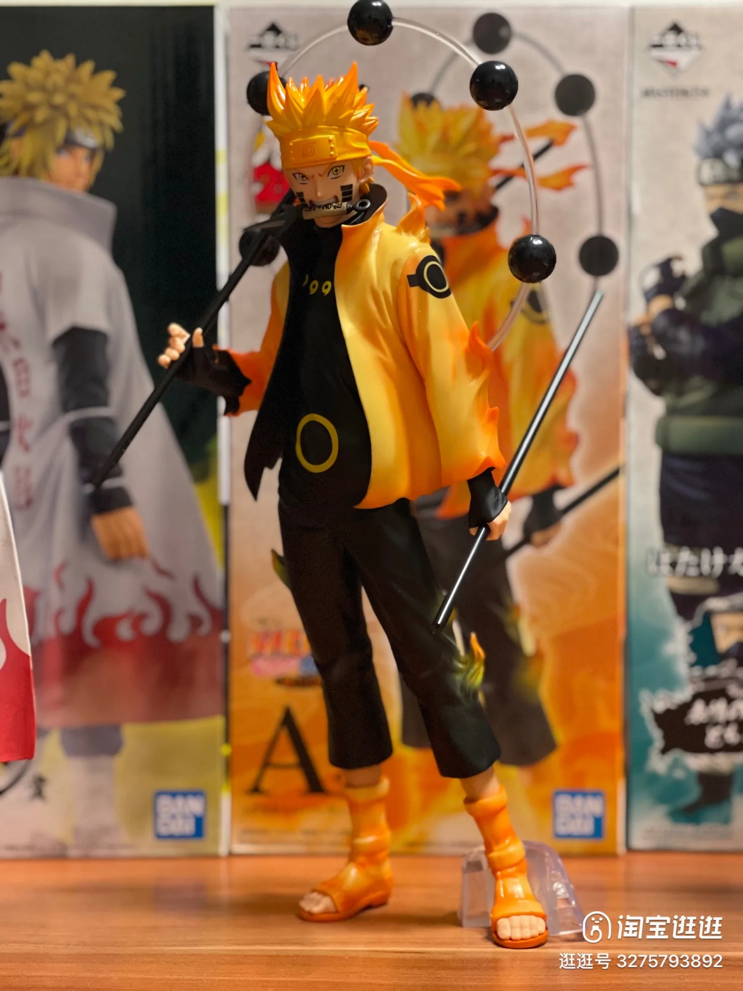 Uzbek porno tomosha qilish Ogil uxlab yotgan ayolni silkitib qoydi