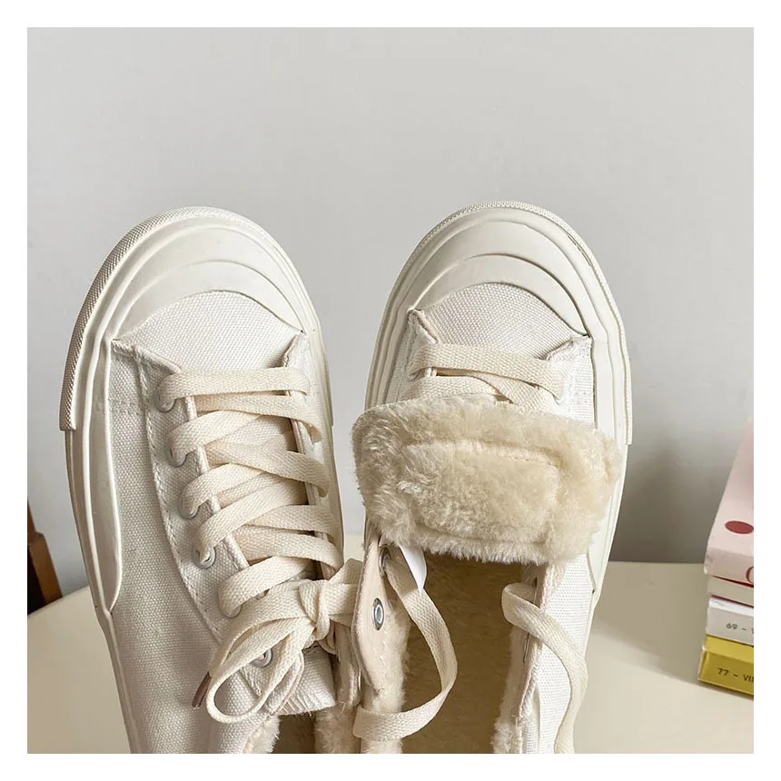 Women Plush Warm Keeping Canvas Shoes Winter Retro Corduroy Thickened Plush Thick Soled Cotton Shoes Women Board Shoes 24-99
