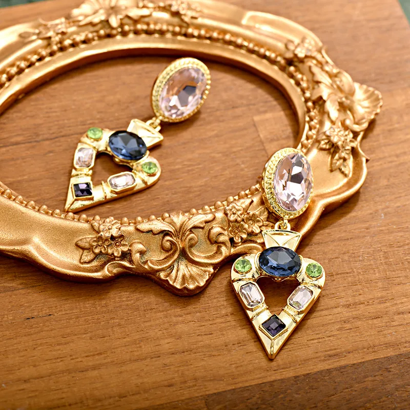 

Medieval Jewelry Crystal Heart Earrings for Women 2024