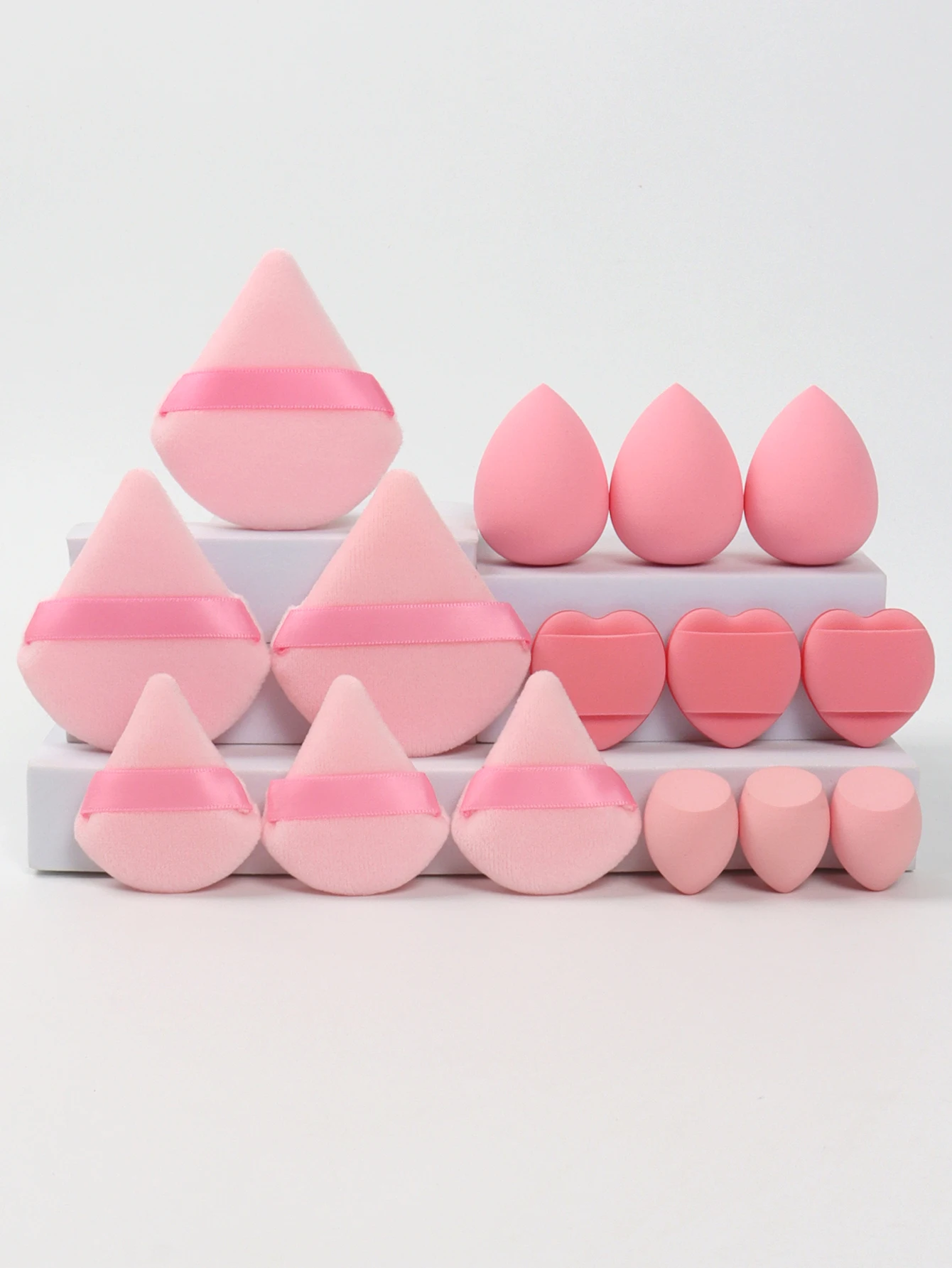 Multi Effect 15 Piece Set 3 Loose Powder Puffs&3 Mini Loose Powder Puffs&3 Medium-Sized Eggs&3 Mini Eggs&3 Air Cushions. Founda 3
