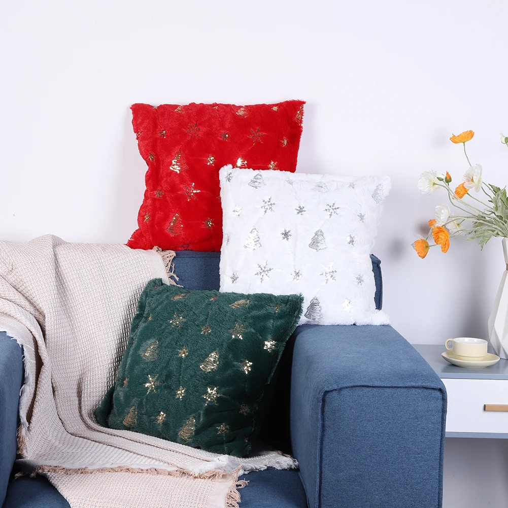 Christmas Pattern Throw Pillow Cover Soft Faux Fur Xmas Tree Snowflake Cushion Cover for Winter Holiday Decoration