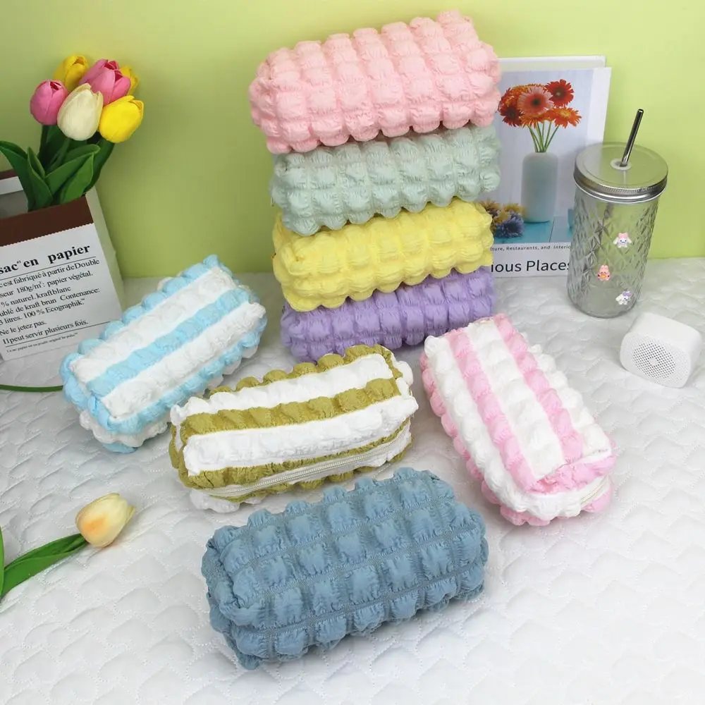 

Large-Capacity Makeup Bag Multi-Functional Space Saving Cosmetics Storage Box Bubble Chiffon Professional Storage Organizer