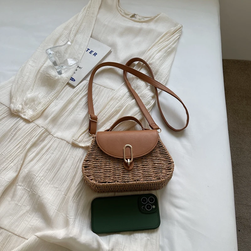 Straw Beach Bag Flap Summer Shoulder Bag Handmade Clutch Purse Top Handle Purse for Women