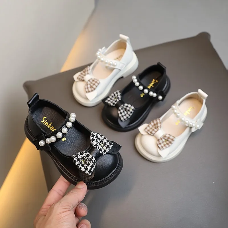 

Girls Princess Shoes 2024 Spring Autumn New Kids Mary Janes Kindergarten School Children Leather Shoes with Bow-knot Pearl Beads