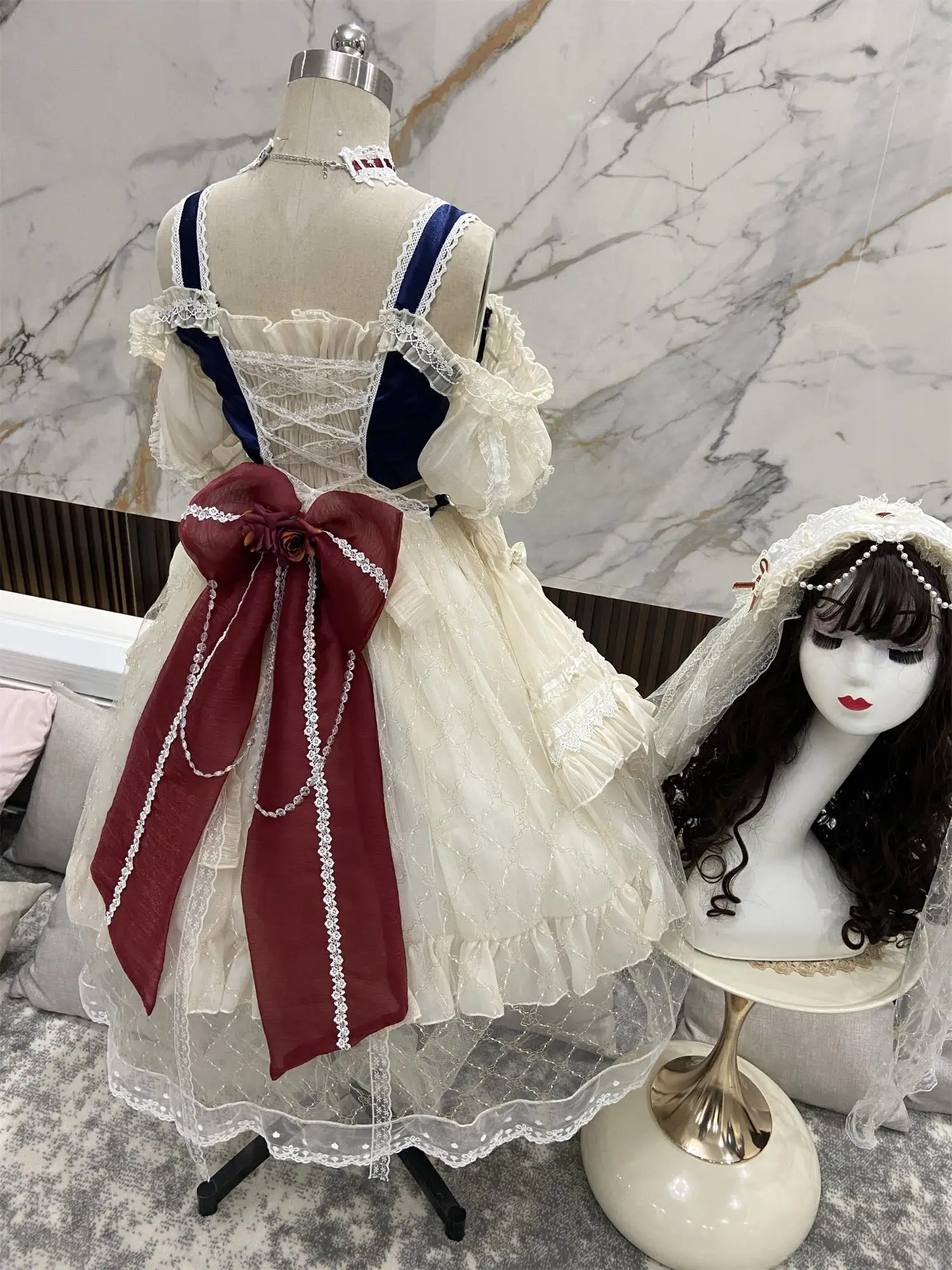 Original Lolita Dress White Snow Lady Dinner Off Shoulder Short Sleeved Floral Wedding Gorgeous Exquisite Lolita Dress