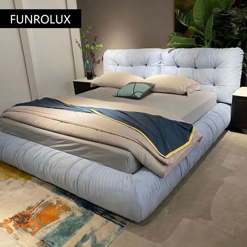 Modern minimalist cloud fabric bed master bedroom double bed villa large flat floor matte velvet king