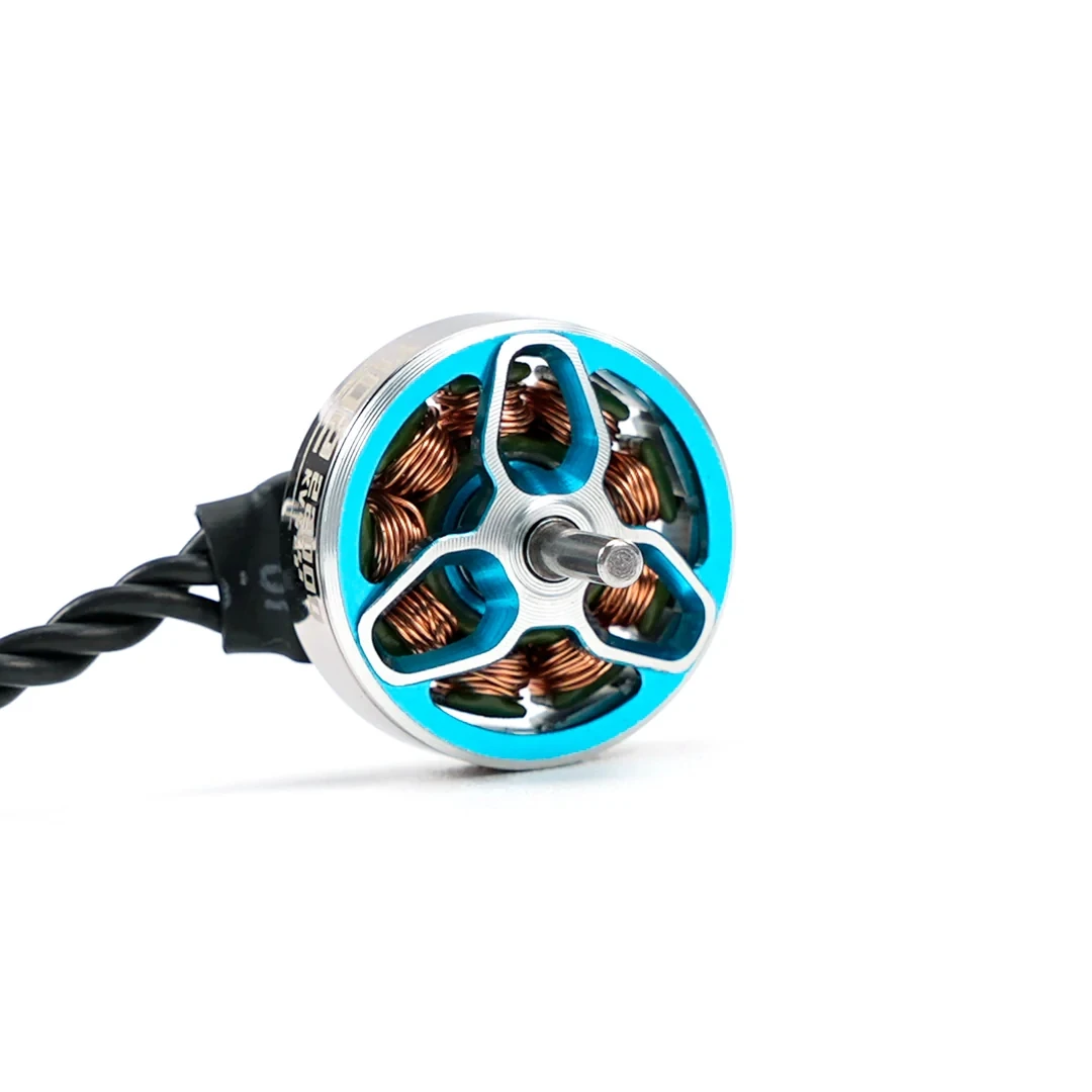 Moteur Brushless 1102 18000KV/22000KV 37mm pour Drone FPV 1S, installé sur un bras de drone FPV