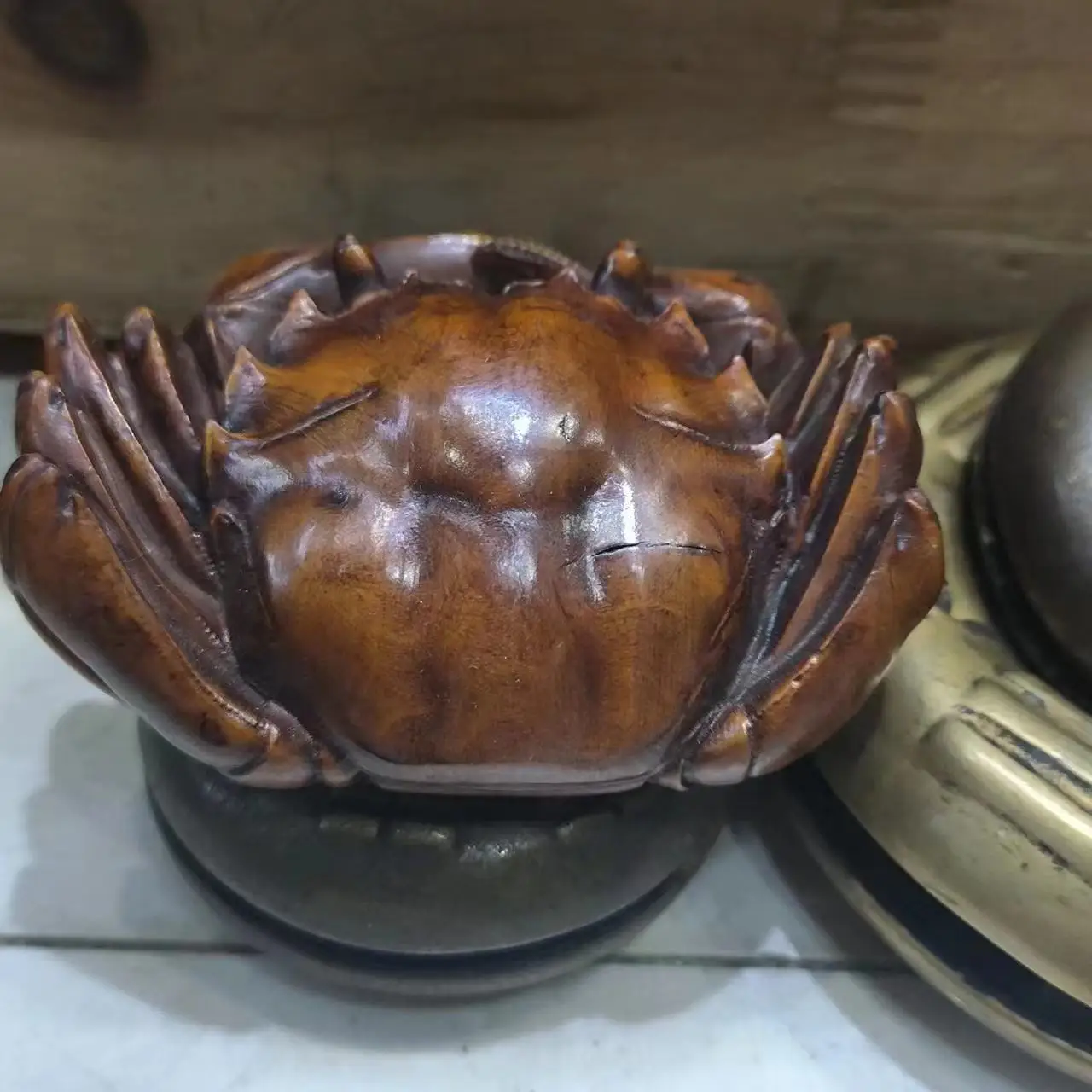 1pcs/lot boxwood carved crab ornament Good meaning Solid wood handicraft Tea pets Collectible Superb craftsmanship Animal shape