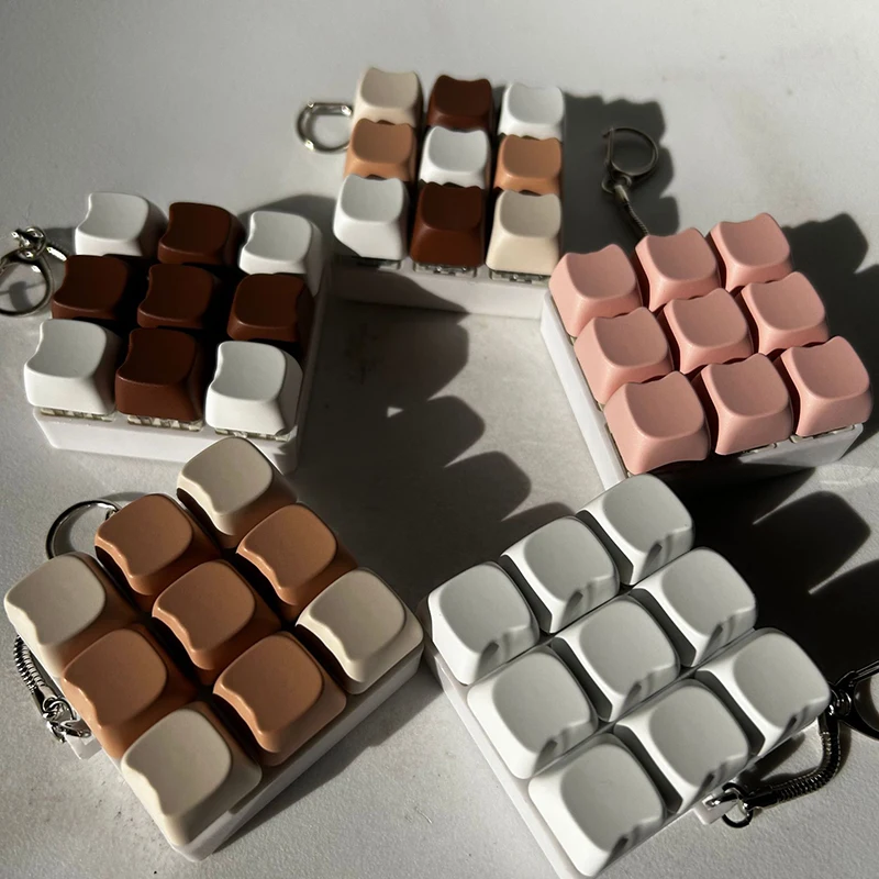 9 Keys Keyboard Key Toy Party Stress Relief DIY Fidget Button Keycap Fidget Keychain Keyboard Keychain Toys Finger