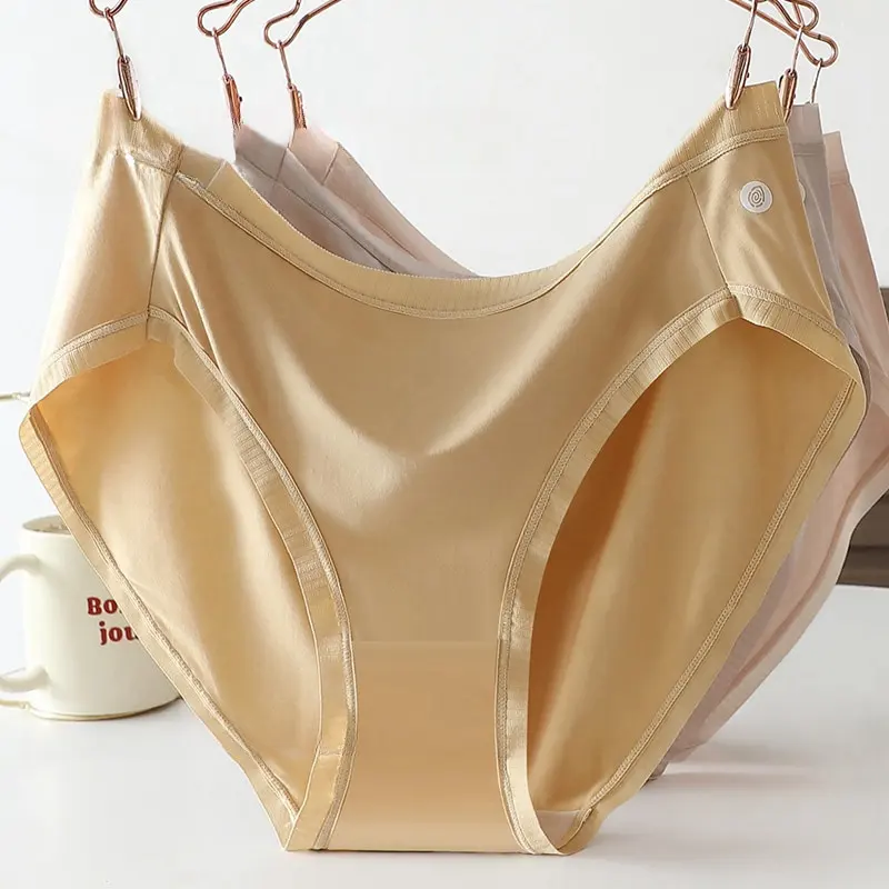 

Plus Size Seamless Panties for Women, Breathable Modal Underwear with Antibacterial Crotch Design