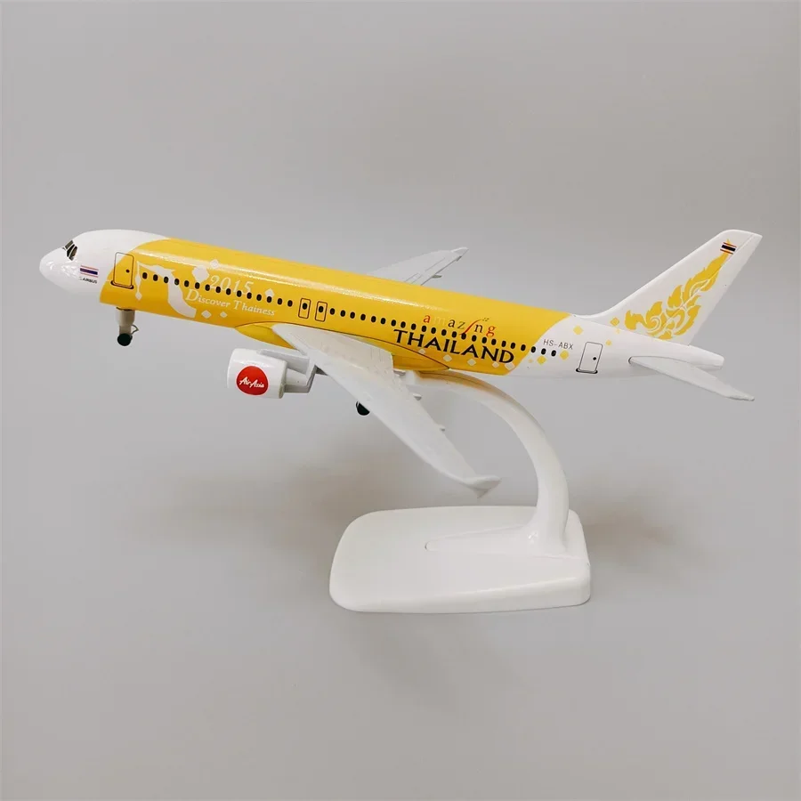 

20cm Alloy Metal Thai Air Thailand 2015 Amazing Airbus 320 A320 Airlines Airplane Model Diecast Air Plane Model Aircraft Wheels