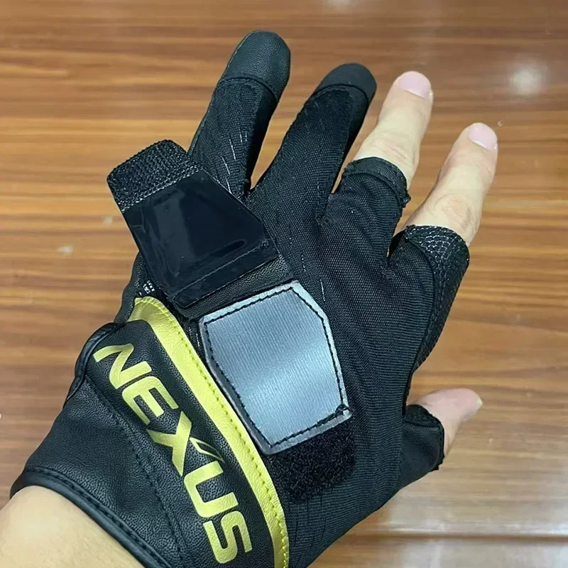 Fishing Gloves Anti-slip Winter Elastic 3-Finger Cut Windproof and Warm Rock Fishing Waterproof Angling