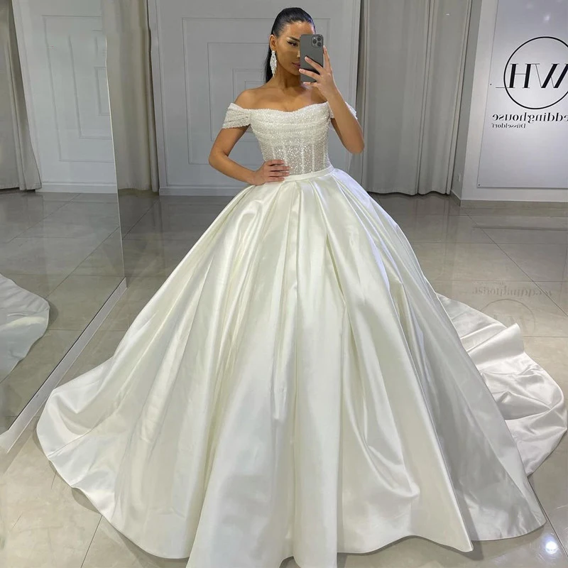 

Glitter A-Line Floor Length Princess Wedding Gowns Plus Size Sexy Beaded Wedding Dresses White Off Shoulder Long Bride Dress