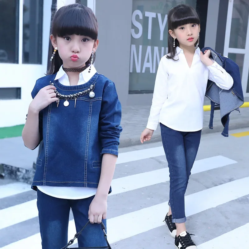 

Детский джинсовый костюм с длинным рукавом, на возраст 8-10 лет