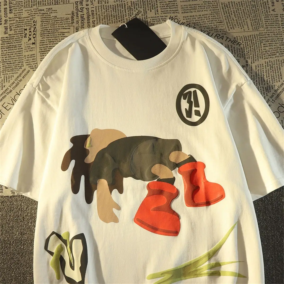 

American Trendy Hiphop Cartoon Printed Short Sleeved T-shirt for Men High Street Summer Lazy Couple Half Sleeved Round Neck Top