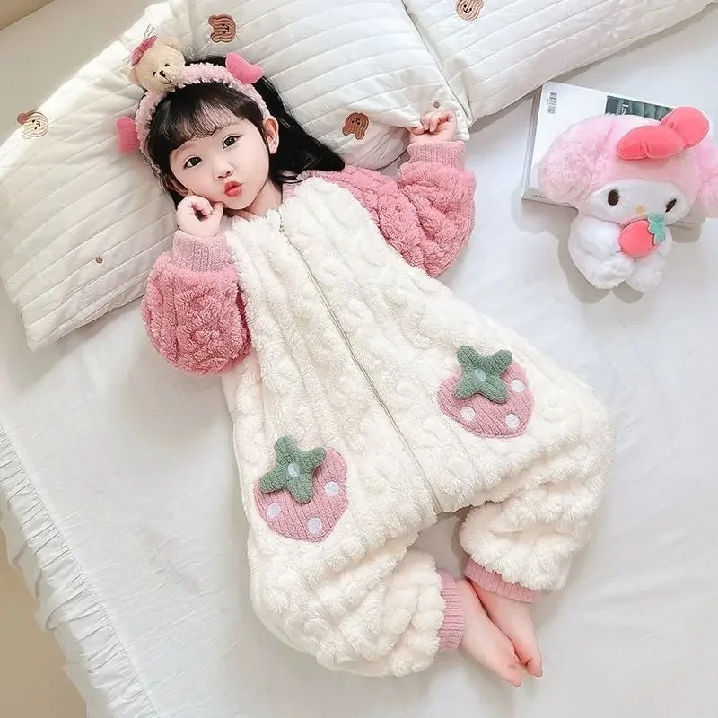 Girls' Sleeping Pajamas Coral Fleece Winter Thick Version Baby Anti Kick Autumn and Winter Children's Flannel Cute Jumpsuit