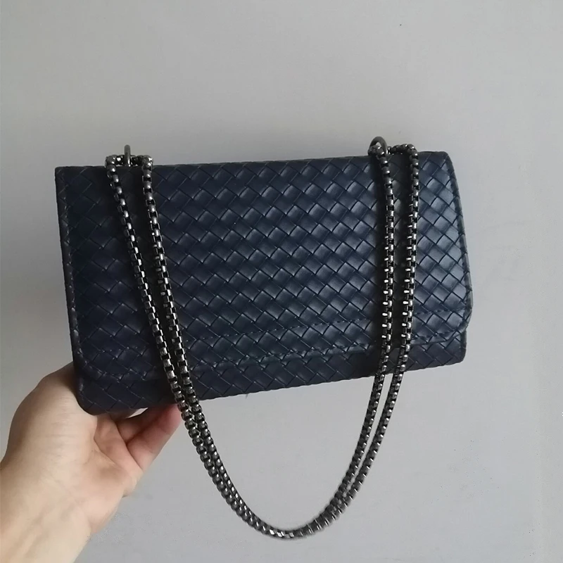thumbnail image 1 of Bolso cuadrado de moda europea para mujer, novedad de Corea del 2024, bolso cruzado con cadena para mujer, bolsos de mensajero, bolso de mano de cuero para mujer, 1 of 5