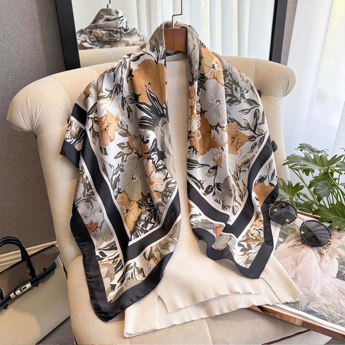 New Spring and Summer Design Luxury 90cm Women Scarf Sunscreen Foulard Shawl Hijab Female Hair Hijab Wraps Neckerchief Bandanda