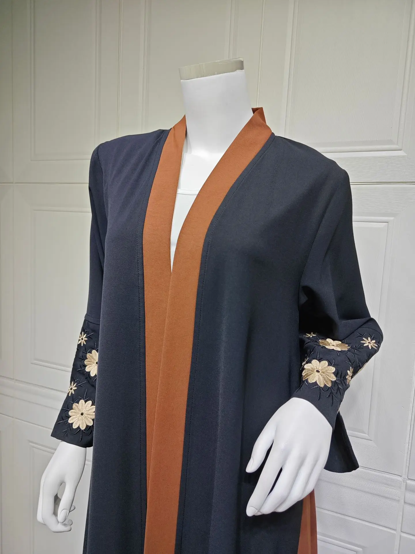 Ramadan Eid Muslim Women Embroidery Maxi Dress Dubai Open Abaya Turkey Kaftan Kebaya Caftan Marocain Femme Robe Kimono Jalabiya image