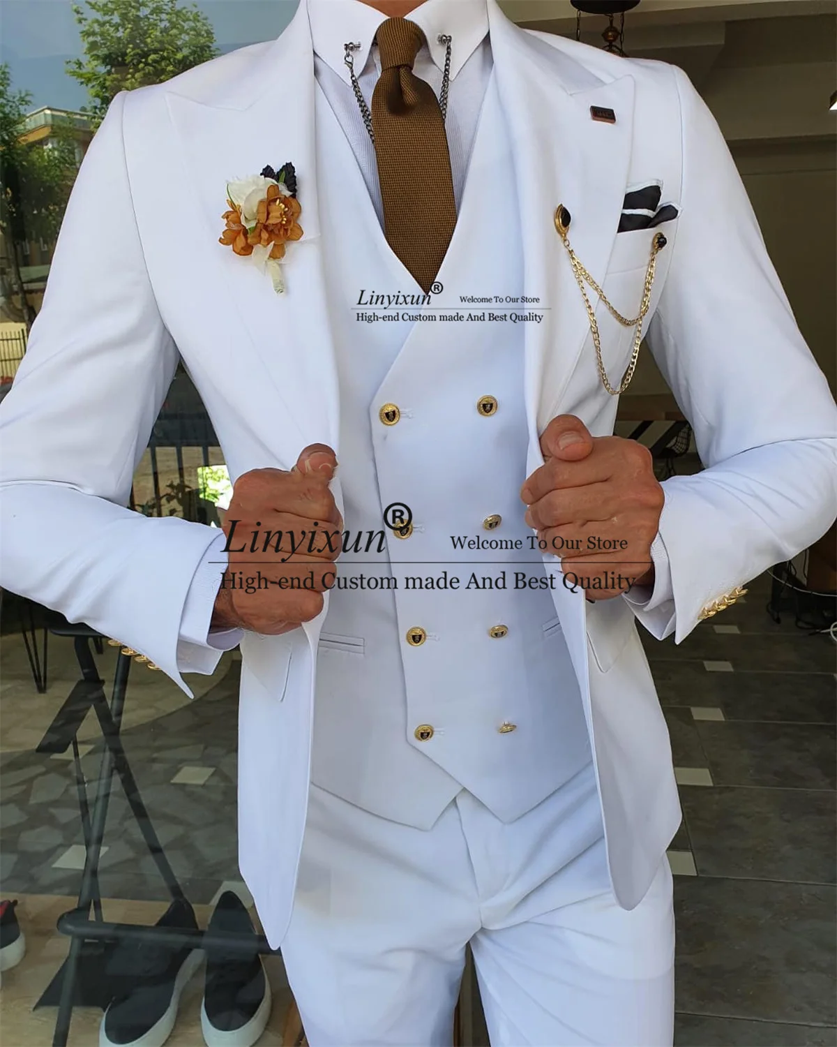 

Formal White Men's Wedding Suits Peak Lapel Groom Tuxedos Tailor Made Male Blazers 3 Pieces Terno Masculino (Jacket+Pants+Vest)