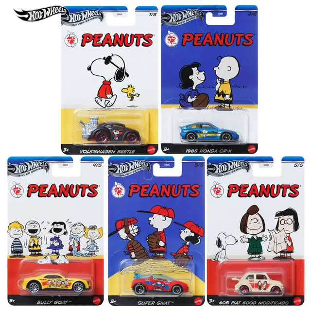 スヌーピー　フォルクスワーゲン クラシカルビートル PEANUTS Amazon.com: Hot Wheels Entertainment Peanuts Snoopy Volkswagen