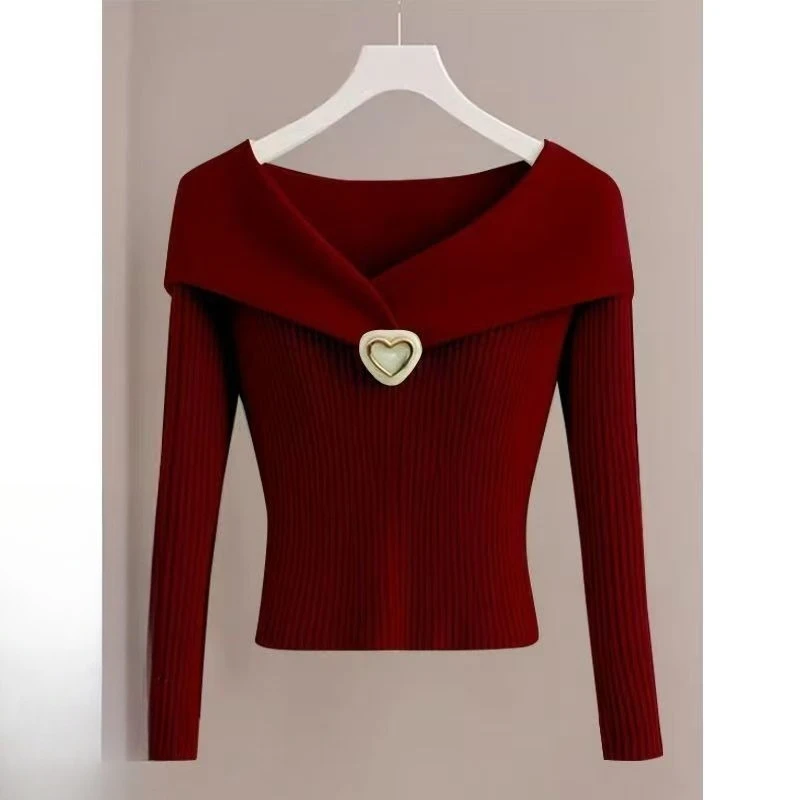 Fashion Autumn and Winter Women's V-neck Button-decorated Long-sleeved Sweater 2025 New Knitwear Elegant Bottoming Shirt
