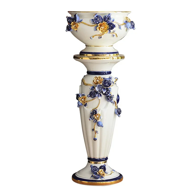 

Large scale decoration of floor vases, hotel lobby and living room