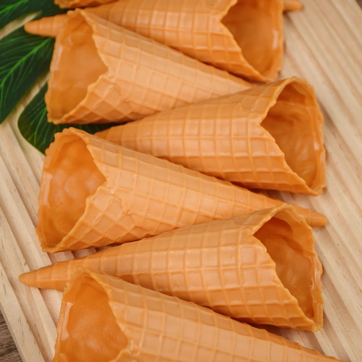 Simulation Ice Cream Crispy cone Model Realistic icecream Fake Food Photo Prop Display Decoration Dessert Shop 1Pc food photography props,fake food prank toys