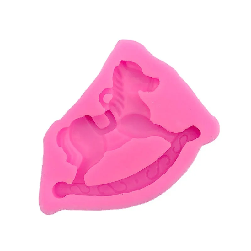 Cavallo a dondolo stampo in Silicone a forma di cavallo aromaterapia candela ciondolo auto decorazione Desktop fai da te gesso argilla colla a goccia fatta a mano