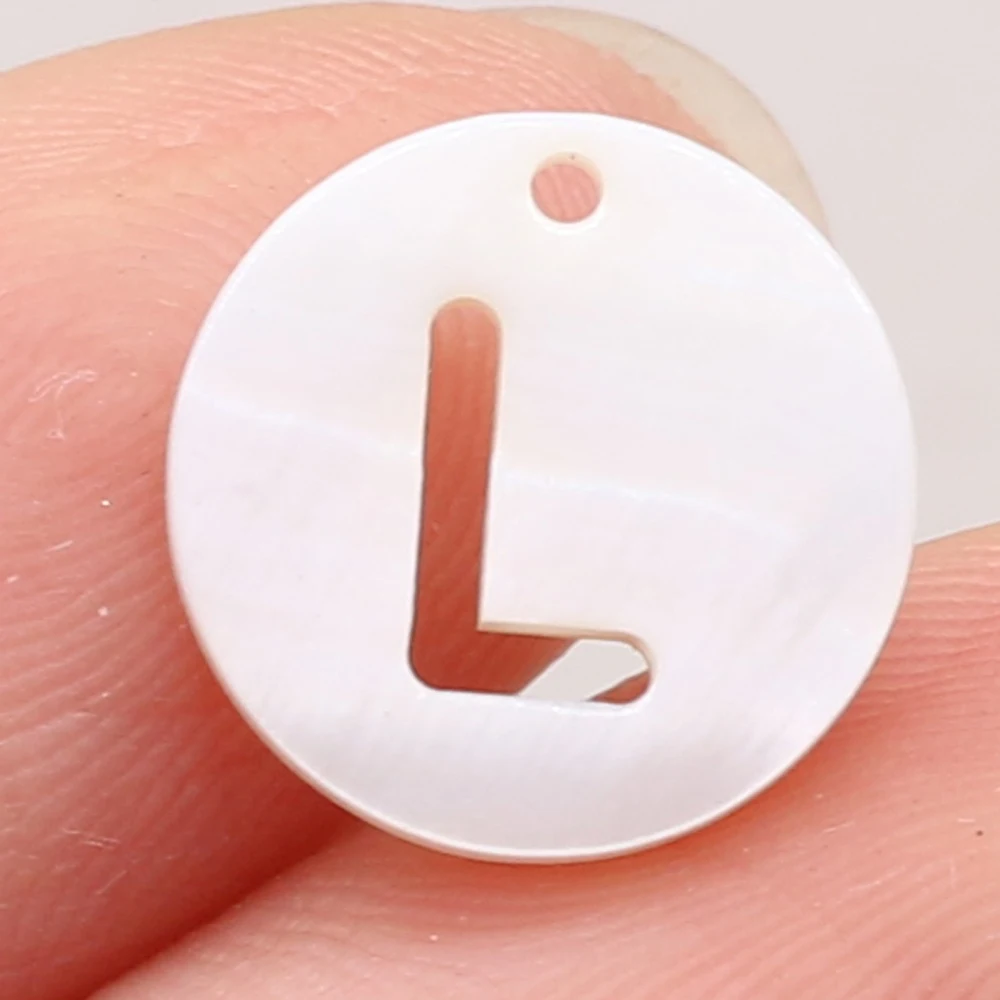 50PCS Natural White Shell A-Z Shaped Letter Beads with Loose Spacing Beaded Jewelry Making Necklaces Earrings Accessories