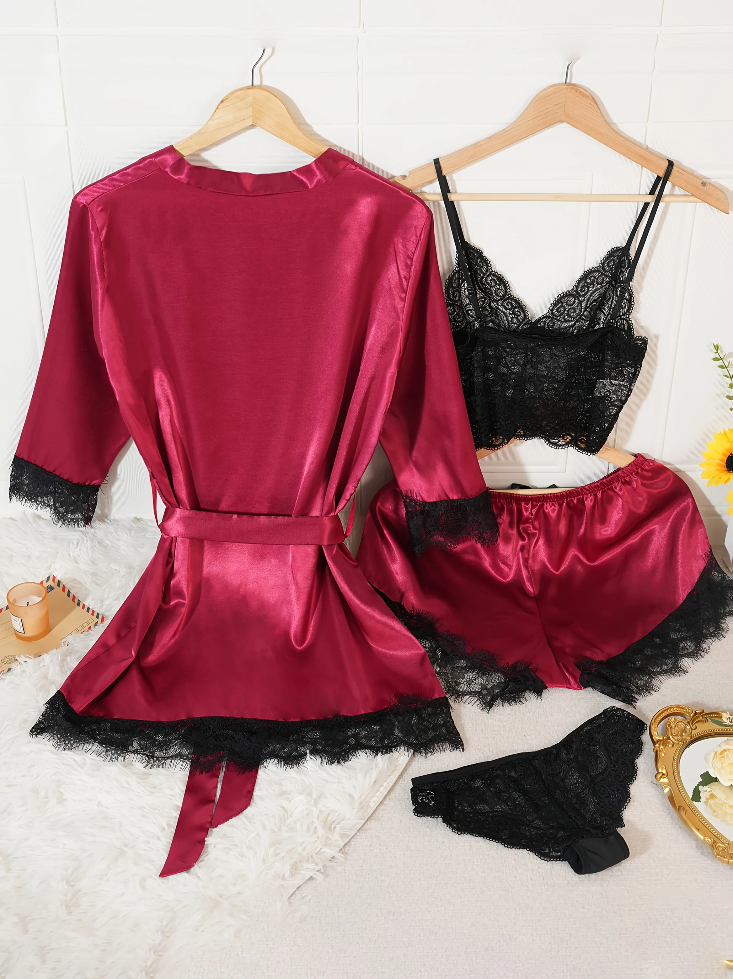 4 قطعة طقم بيجامة حريمي من الساتان رداء دانتيل ملا...