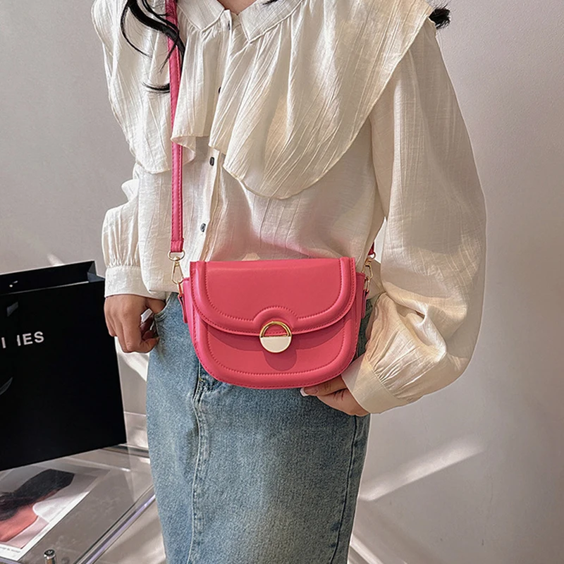 

Saddle Bags for Women 2024 Trend Shoulder Bag Pu Leather Crossbody Bag Solid Color Luxury Design Flap Messenger Fashion Handbag